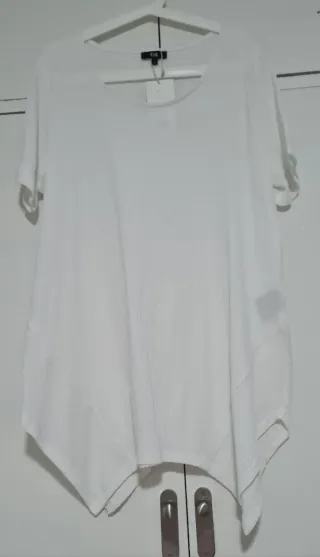 Blusa C&A manga corta blanca