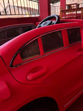 Coche Eléctrico Infantil Mercedes Rojo