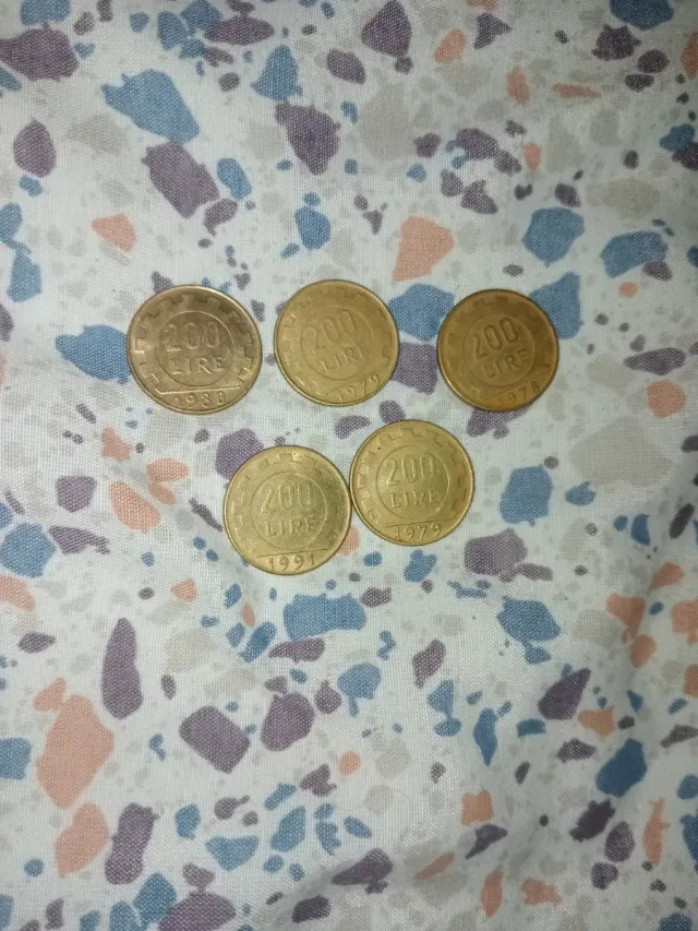 Lote 5 Monedas Italia 200 Lire 1978-1991