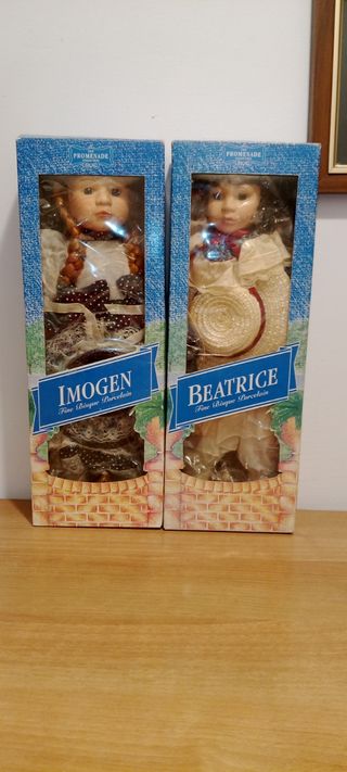 Coppia di Bambole in Porcellana vintage.