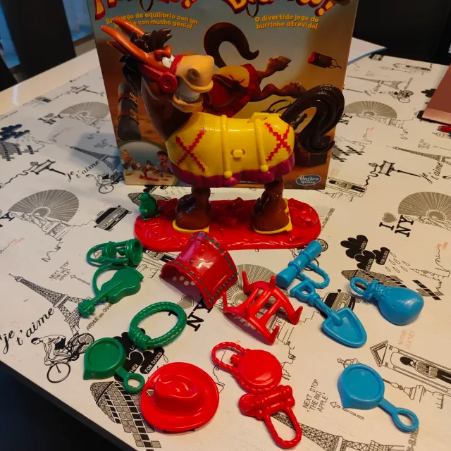Juego de mesa Tozudo Hasbro