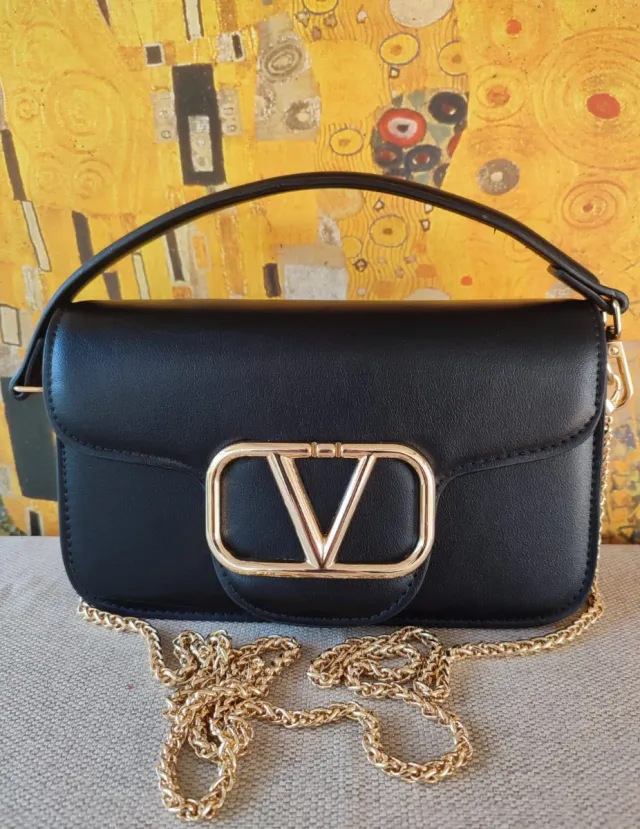 Bolso negro de Luxe.