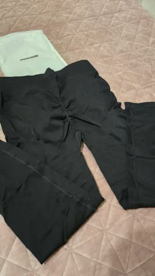 Leggings Prozis efecto perfect peach negros