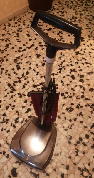 Enceradora Aspiradora Tornado To-3200