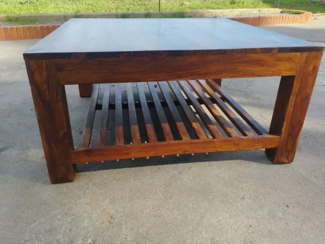 Mesa de centro de madera