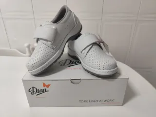 Zapatos Dian blancos microfibra técnica