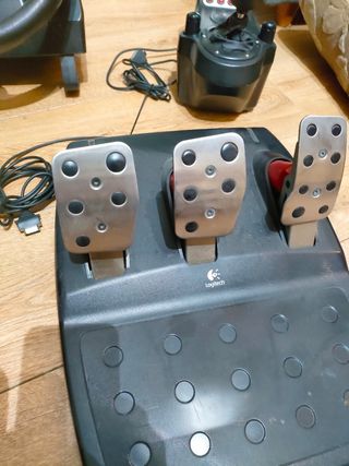 Logitech G27 Completo Volante y Pedales