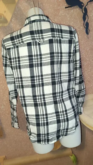 Camisa cuadros mujer blanco y negro