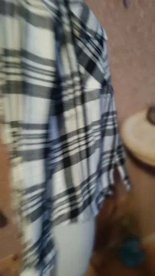 Camisa cuadros mujer blanco y negro