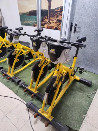Bicicleta Spinning Amarilla