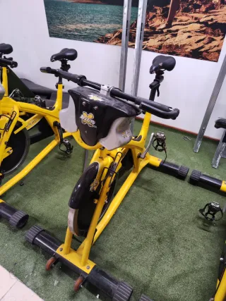 Bicicleta Spinning Amarilla