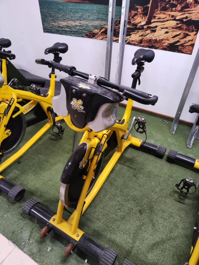Bicicleta Spinning Amarilla