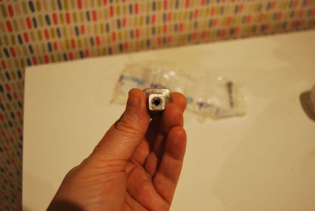 Pomos níquel cepillado 22x22 mm