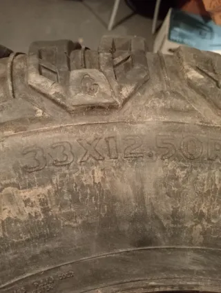 Neumáticos Cooper 33x12.5 R15L