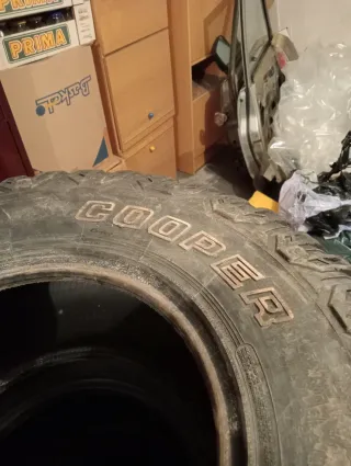 Neumáticos Cooper 33x12.5 R15L