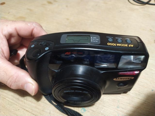 Cámara Samsung AF Zoom 1050