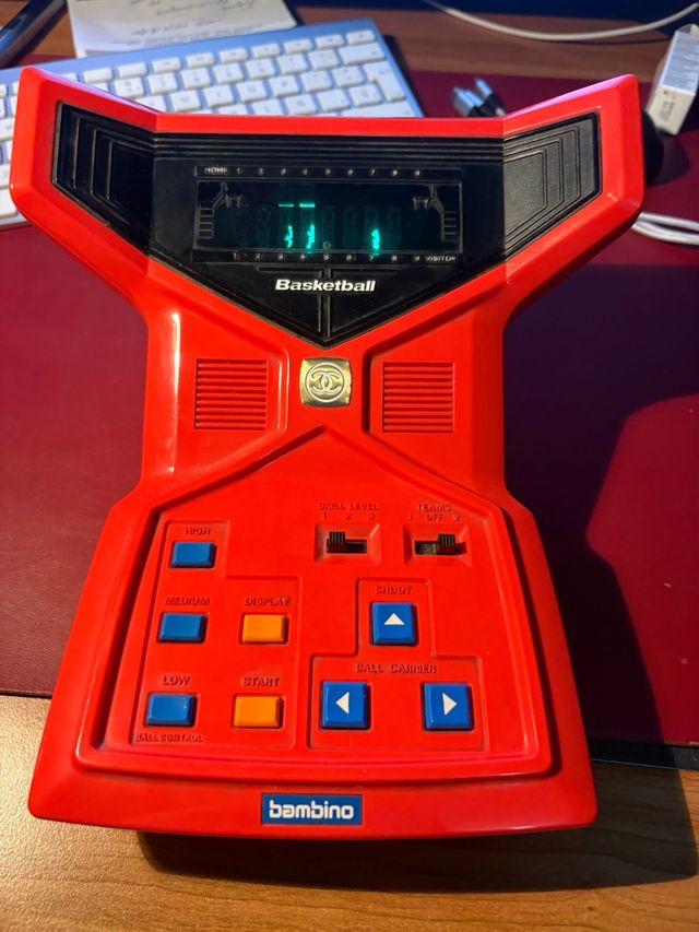 Consola Bambino Basketball Roja Años 70 