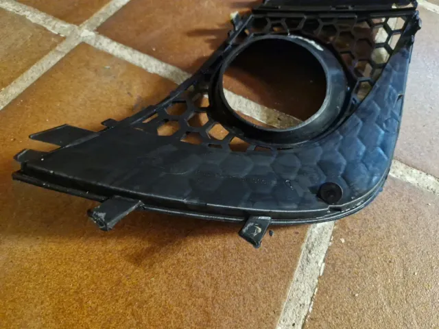 Rejilla antiniebla Seat Ibiza Conductor