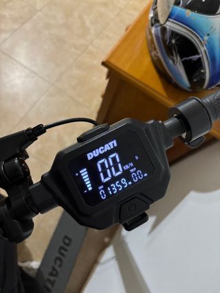 Patinete Eléctrico Ducati Pro 2