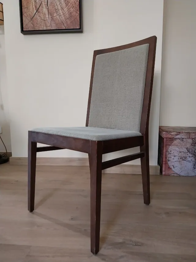 Silla de comedor madera y tela