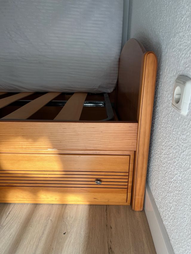 Cama individual de madera 90cm