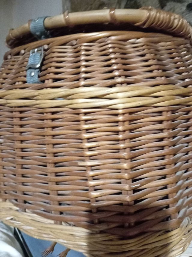 Cesta antigua de pesca