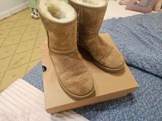 Botas UGG Marrones Talla 38