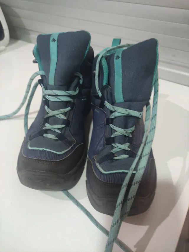 Botas montaña Quechua Talla 37