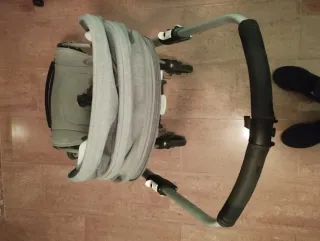 Sillita de paseo Bugaboo Bee 5 con accesorios.