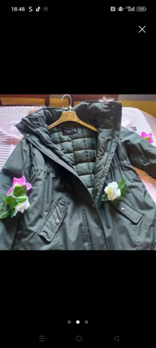 Abrigo premamá verde