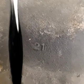 Zapatos de bebé negros de terciopelo talla 21