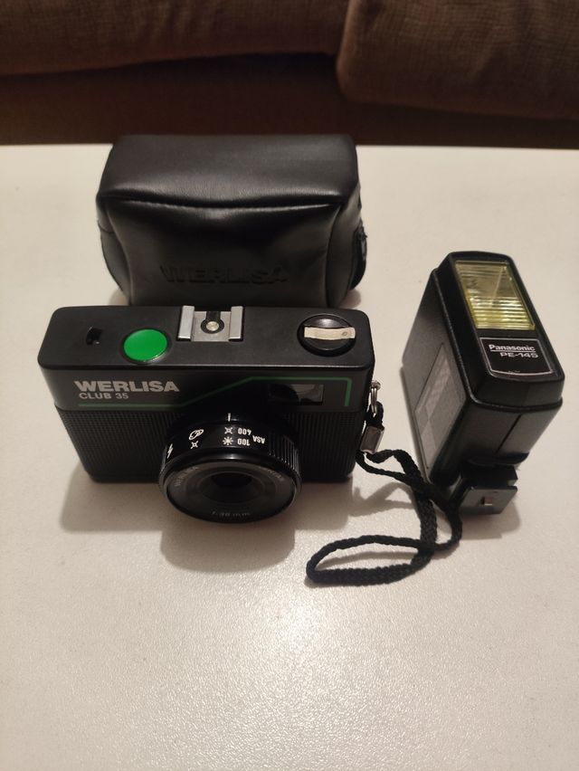 Cámara Werlisa Club 35 + Flash Panasonic