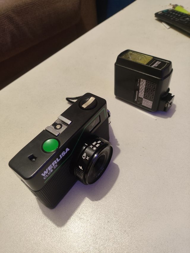 Cámara Werlisa Club 35 + Flash Panasonic