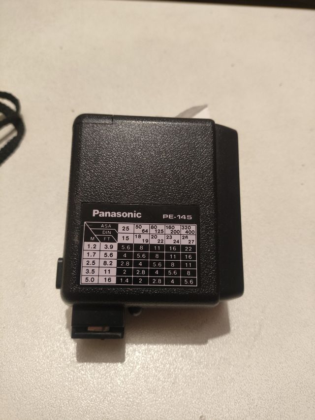 Cámara Werlisa Club 35 + Flash Panasonic