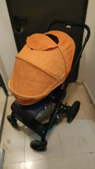 Carro de bebé con capazo y silla