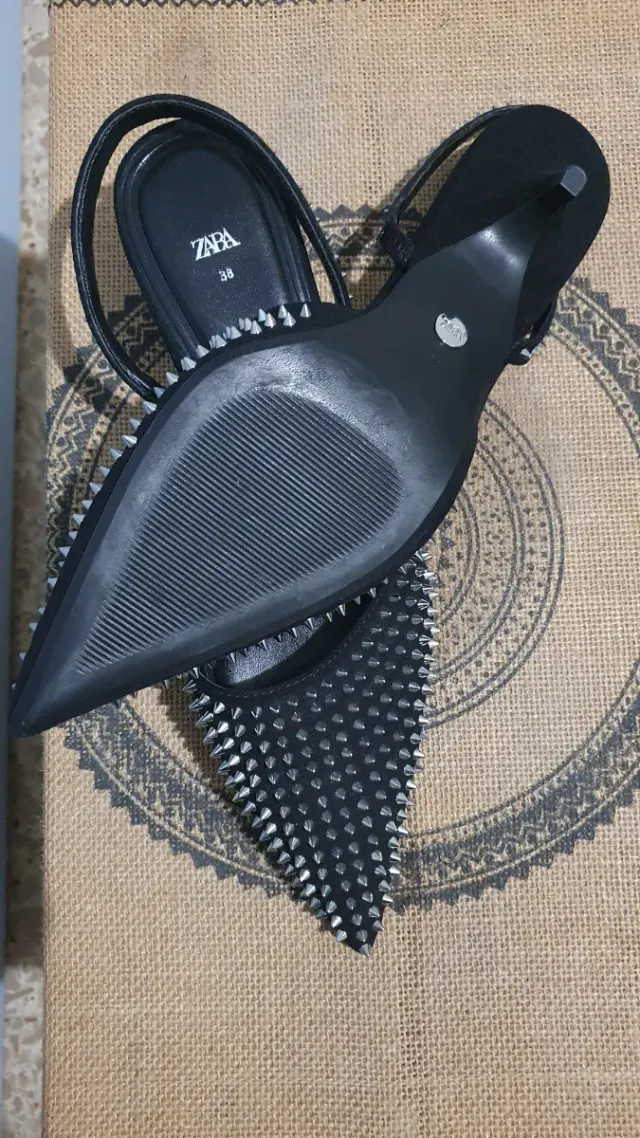 Zapatos Zara Tachuelas Talla 38