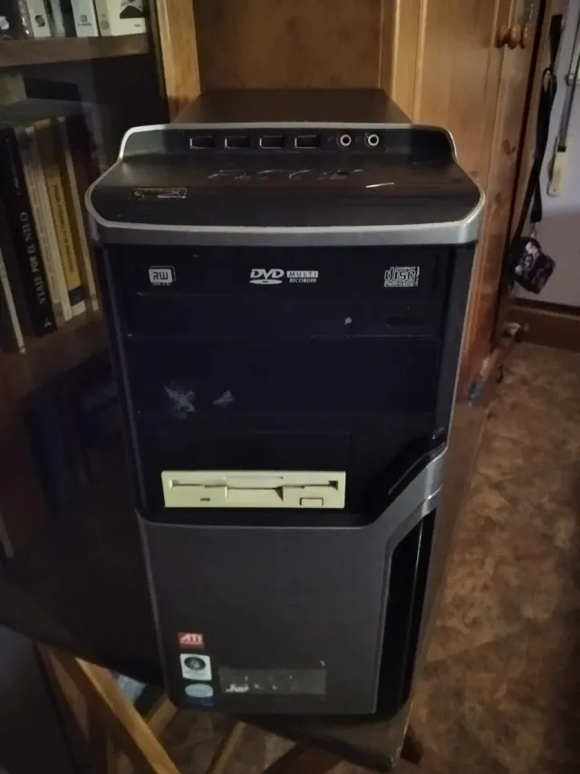 PC Sobremesa Potente + Monitor BENQ+ Regalos