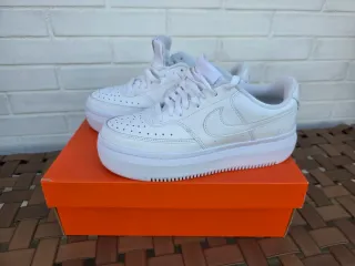 Zapatillas Nike Court Vision Alta Blancas