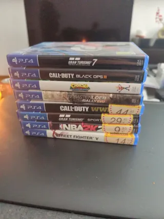 PS4 Slim 1TB + 8 Juegos