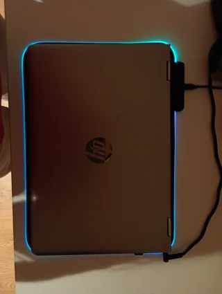 Alfombrilla gaming con luces LED