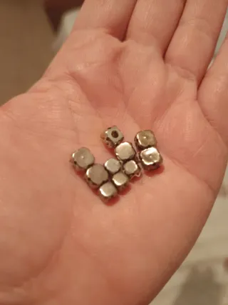 Lote de piedritas azules y brillantes