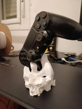 Soporte Mando PS4 Calavera