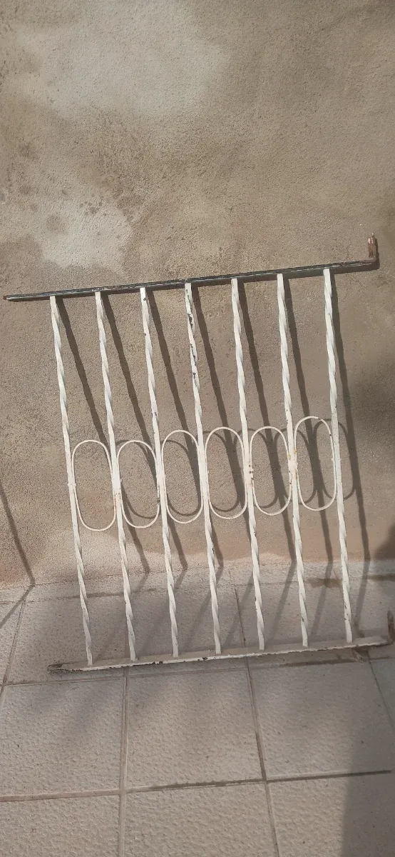 Reja de Hierro Exterior 100 cm x 88 cm cm