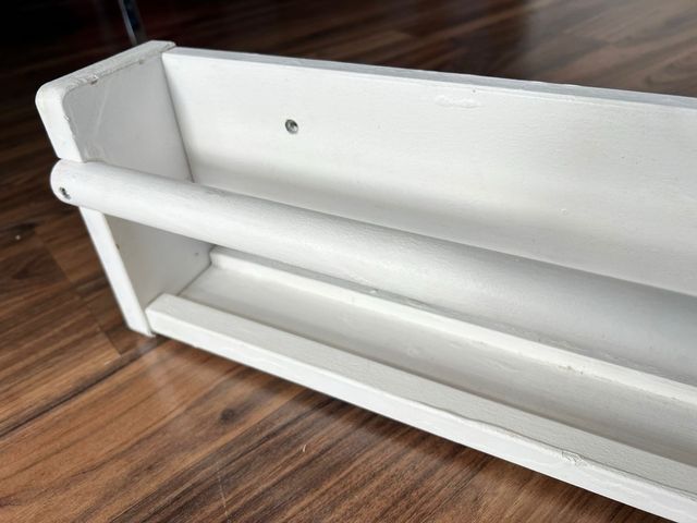 Estantería Ikea Flisat Madera pintada de blanco