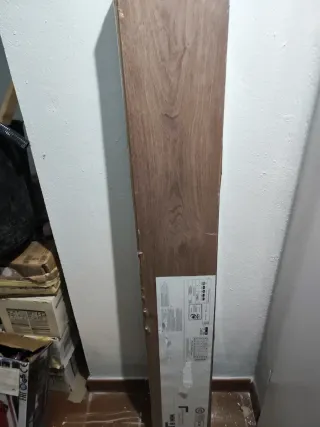 8 cajas de Suelo laminado AC5 Basing