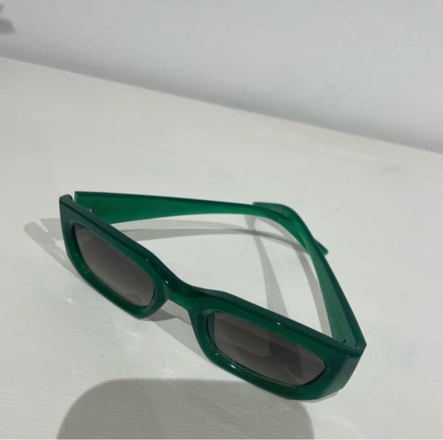 Gafas de sol verdes