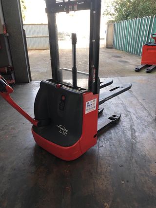 Apilador Linde L12
