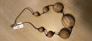 Colgante bolas madera nuevo