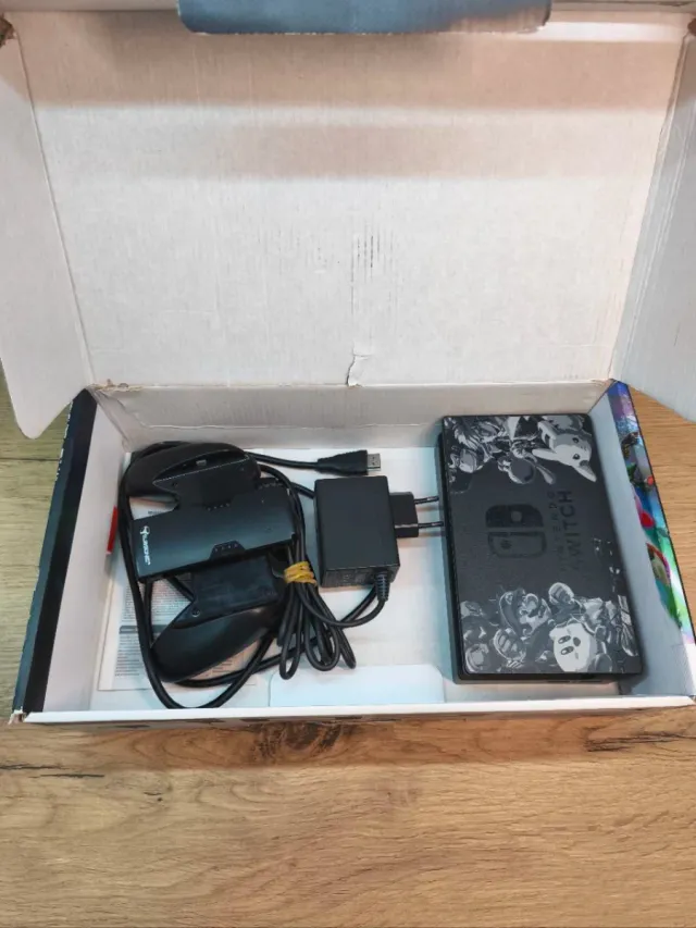 Nintendo Switch V1 + 20 juegos