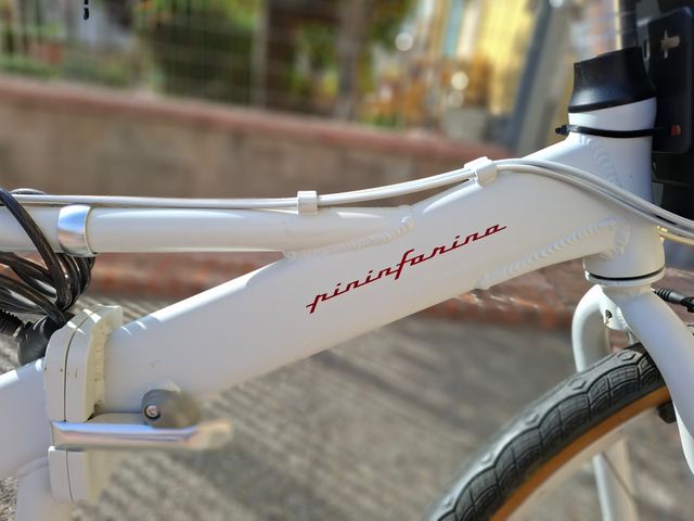 Bicicletta Pininfarina bianca